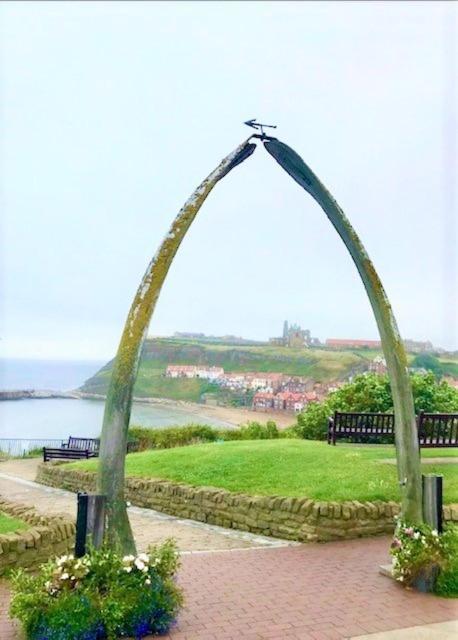 Demeter Cottage Whitby Eksteriør bilde